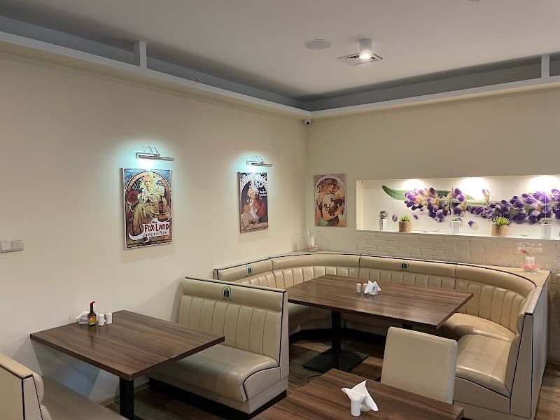 Bistro Ratusz Comfort Food Dining